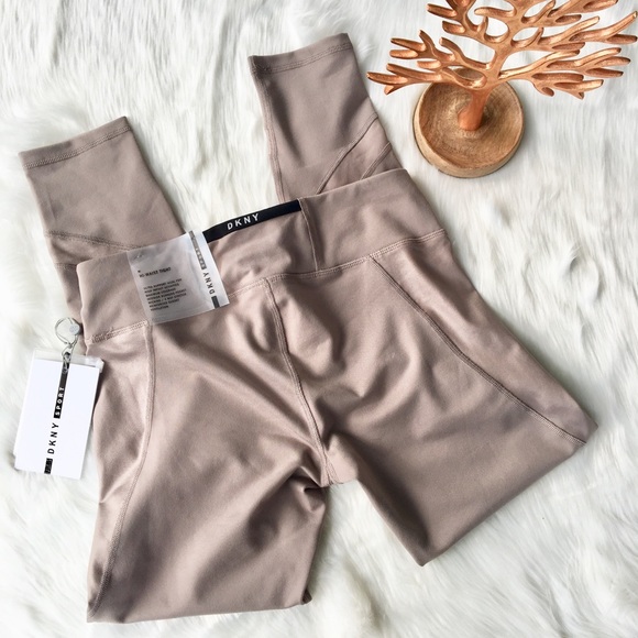 Dkny Pants - NWT DKNY Workout Pants Size Medium